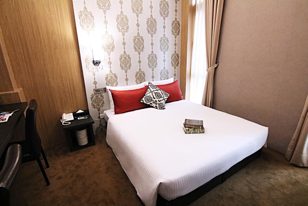 Ximen 101 - S Hotel Taipei Exterior photo