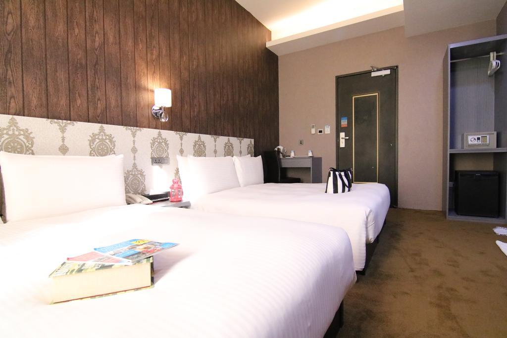 Ximen 101 - S Hotel Taipei Exterior photo