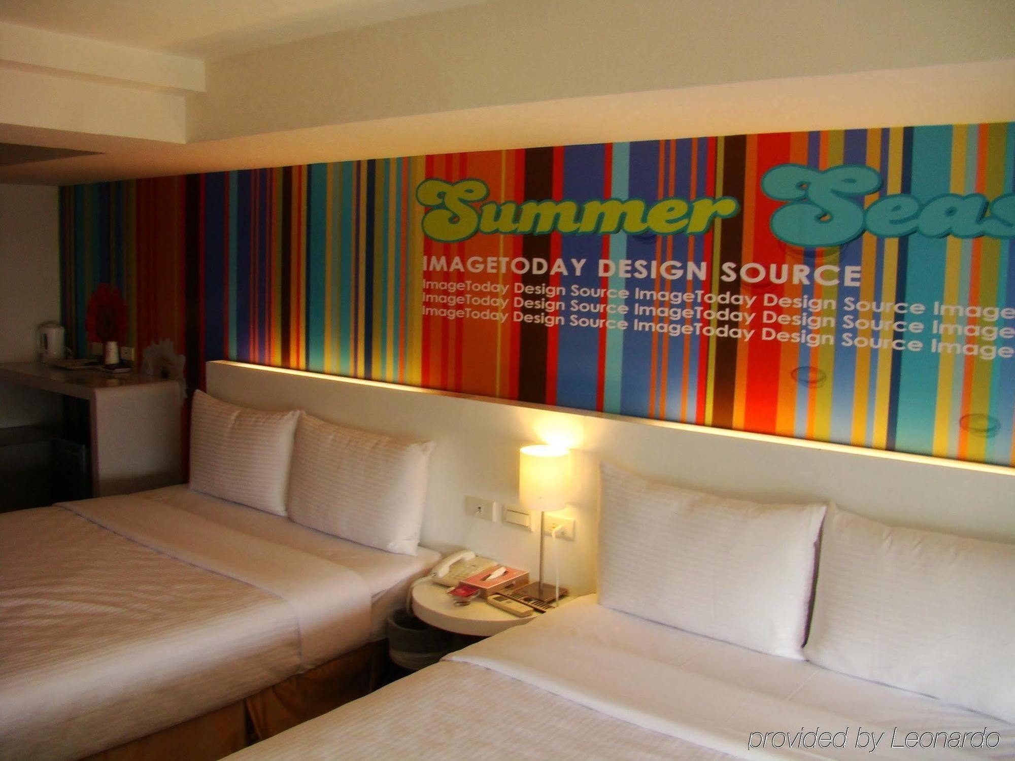 Ximen 101 - S Hotel Taipei Exterior photo