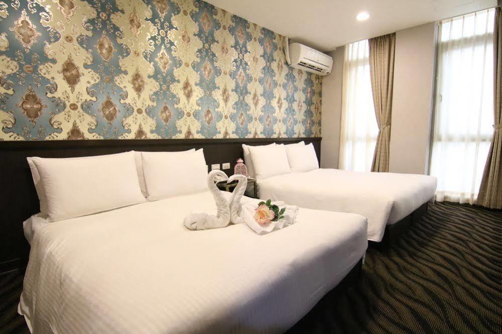 Ximen 101 - S Hotel Taipei Exterior photo